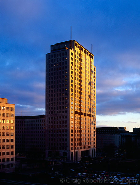 Shell building
